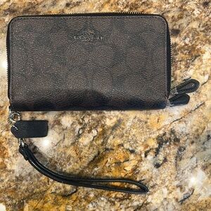 Coach wallet